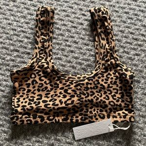 ARQ Wide Strap Bra leopard print XS New with tags